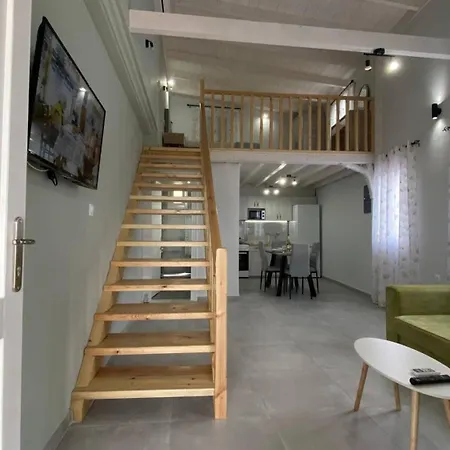 Eris - Amazing View In Lefkada Apartament