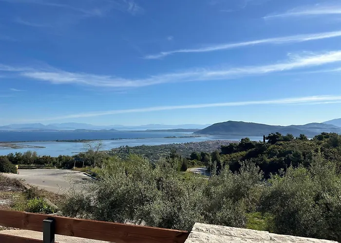 Eris - Amazing View In Lefkada Apartament Frínion